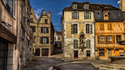 Vierdaagse reis naar Bourgondië, Lotharingen en Champagne